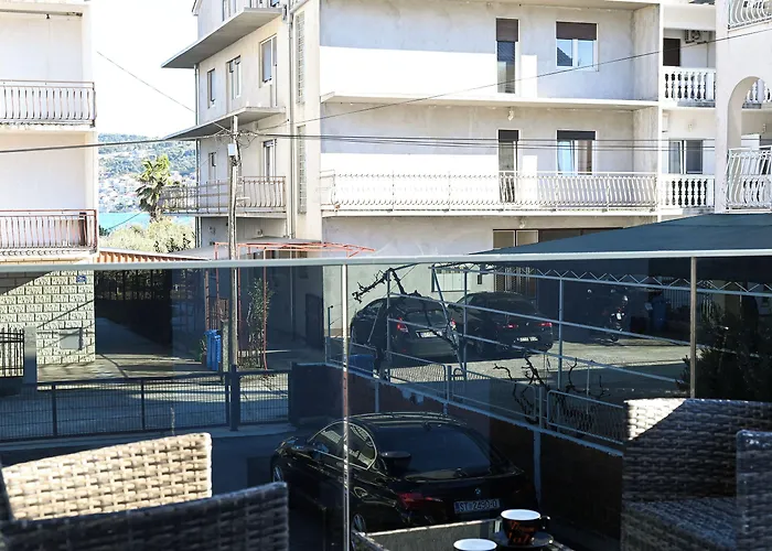 شقة Sky تروغير